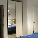 Botic4 Apartament *